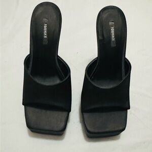 Forever 21 Black Women's Mules